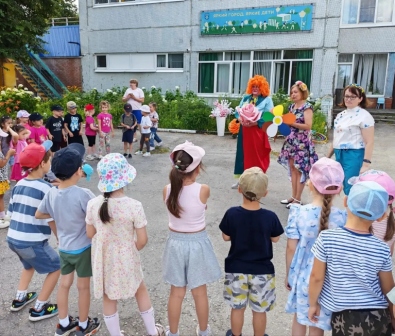 Развлечение "Праздник цветов"